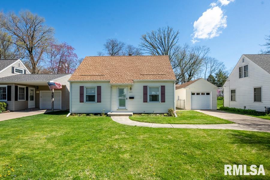 205 West Stonegate Road Peoria, IL 61614 - Photo 1 of 44 Gallery Image 1