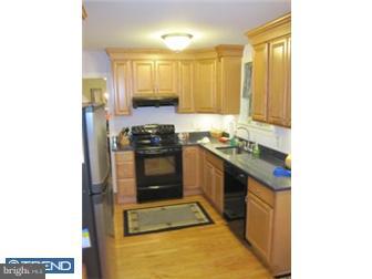 354 Rambling Way Springfield, PA 19064 - Photo 5 of 12 Kitchen