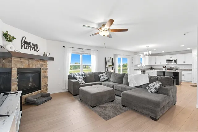 $389,900 | 102 Mary Belle Lane, Beaver Dam, WI 53916