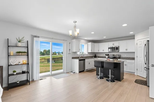 $389,900 | 102 Mary Belle Lane, Beaver Dam, WI 53916