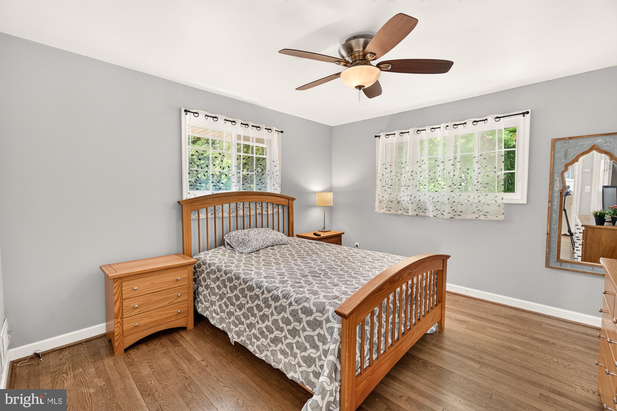 10202 Leslie Street Silver Spring, MD 20910 - Photo 23 of 44 Primary bedroom with natural light.