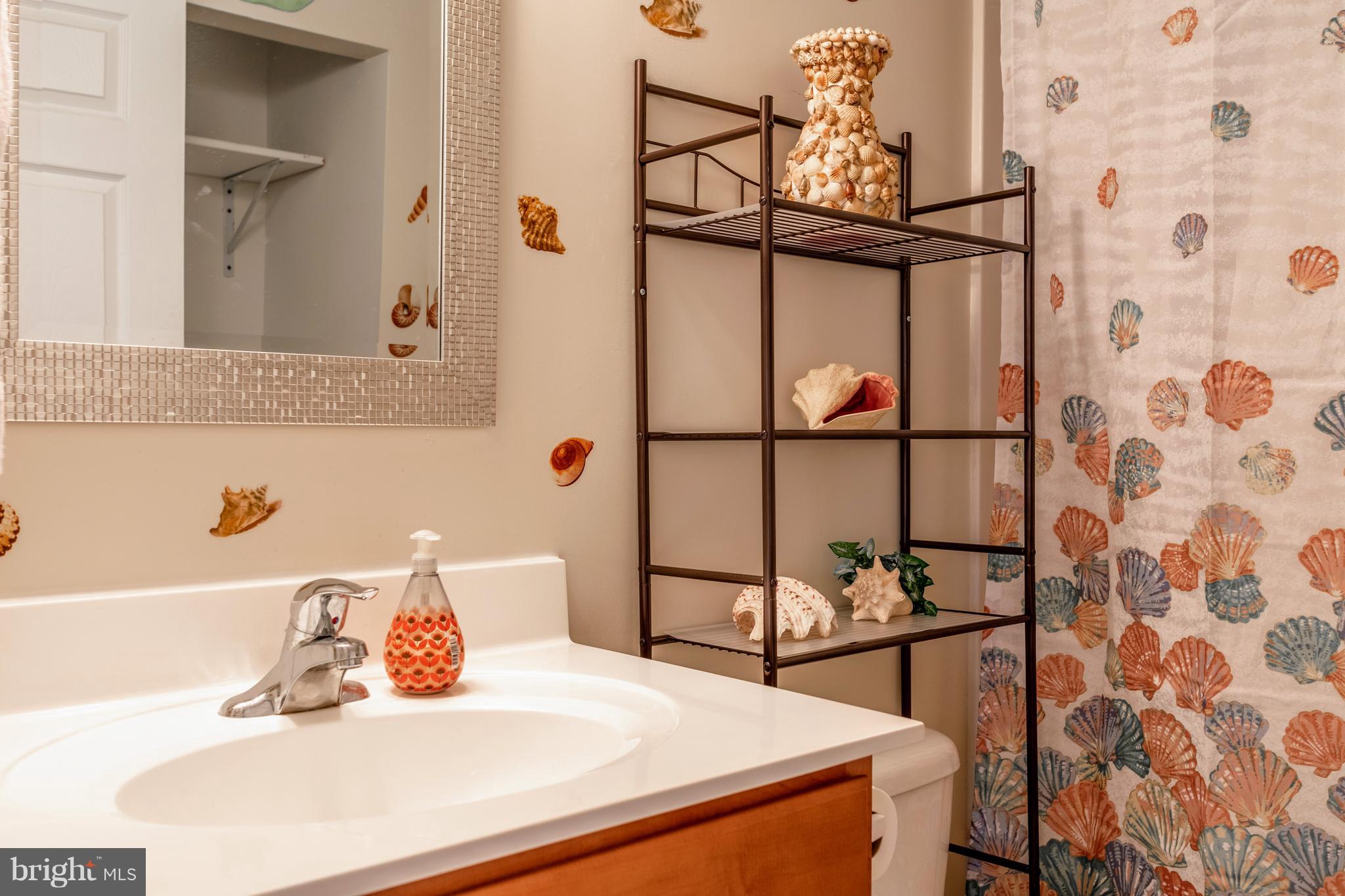 622 Running Fox Road Lusby, MD 20657 - Photo 15 of 46 Full bath main level