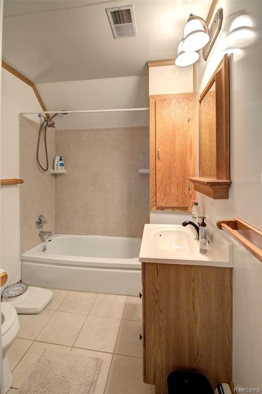 29214 Dresden Street Farmington Hills, MI 48336 - Photo 34 of 49
