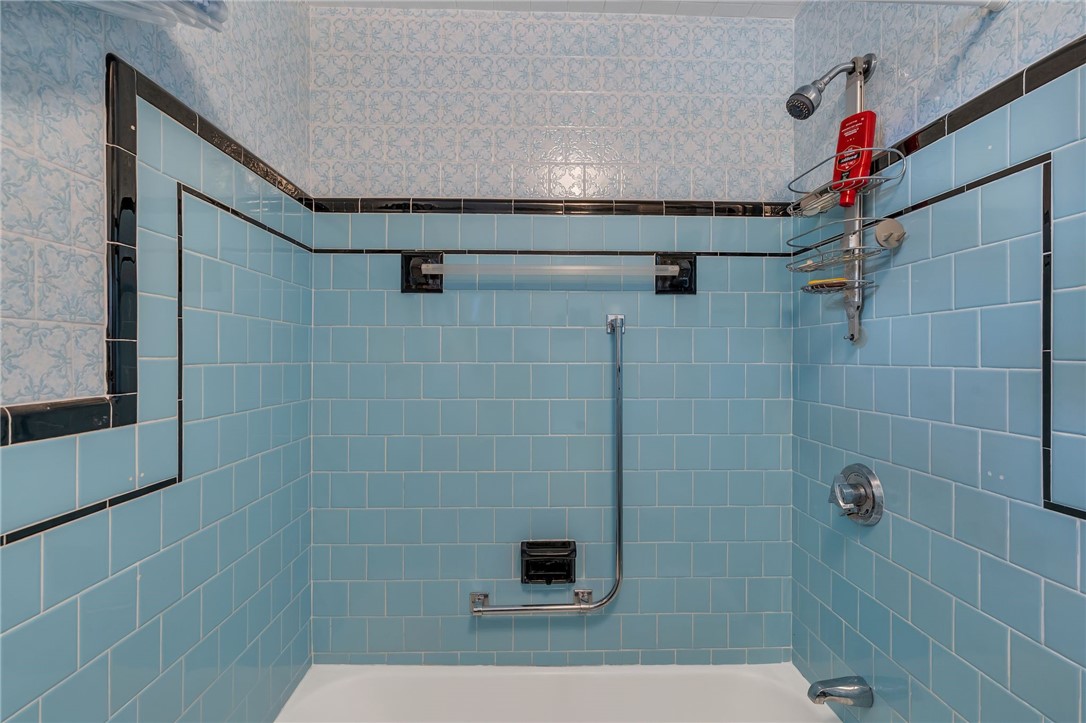 2200 Shore Road Warwick, RI 02889 - Photo 18 of 36 Gallery Image 18