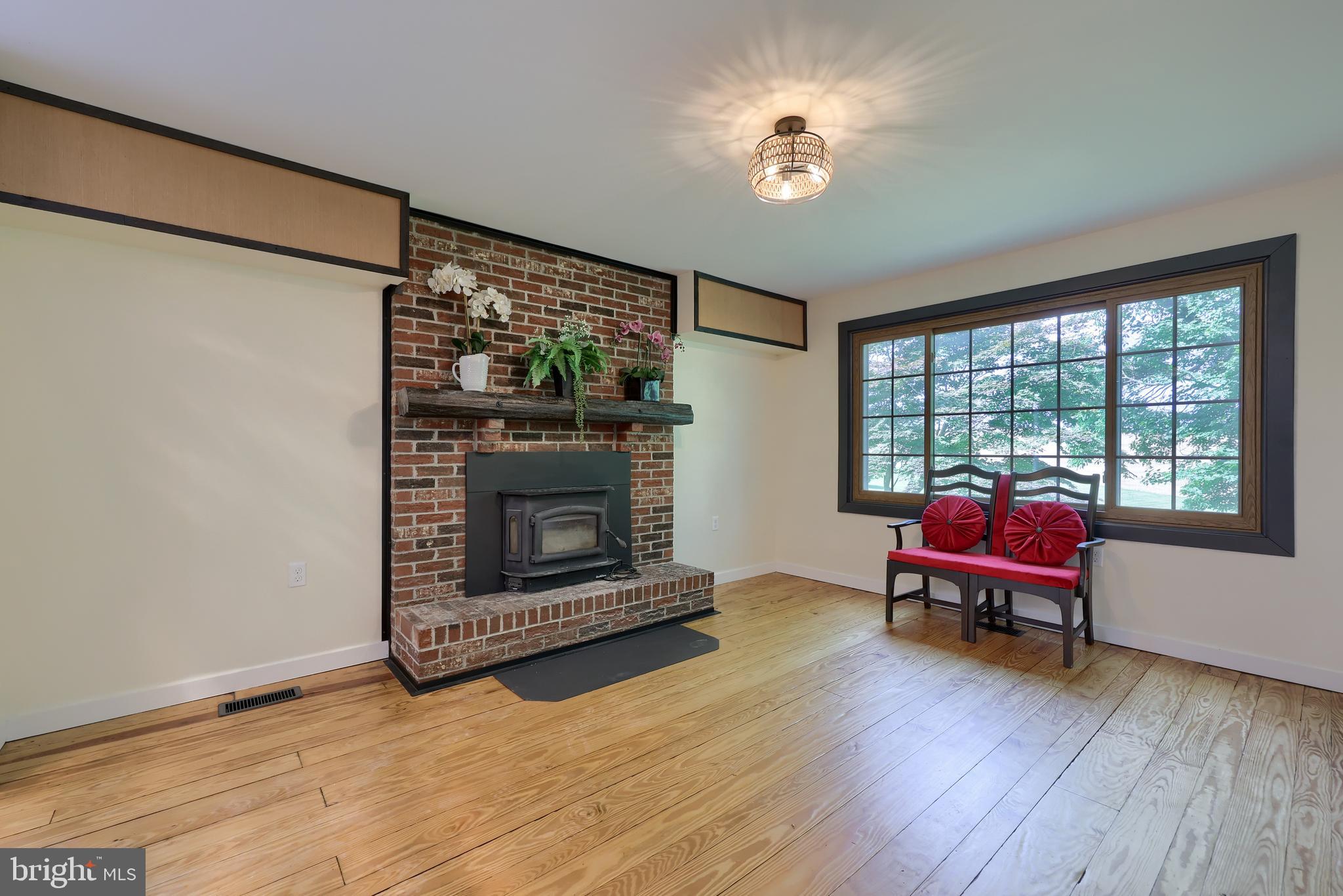 578 Cook Road Delta, PA 17314 - Photo 13 of 51 Gallery Image 13