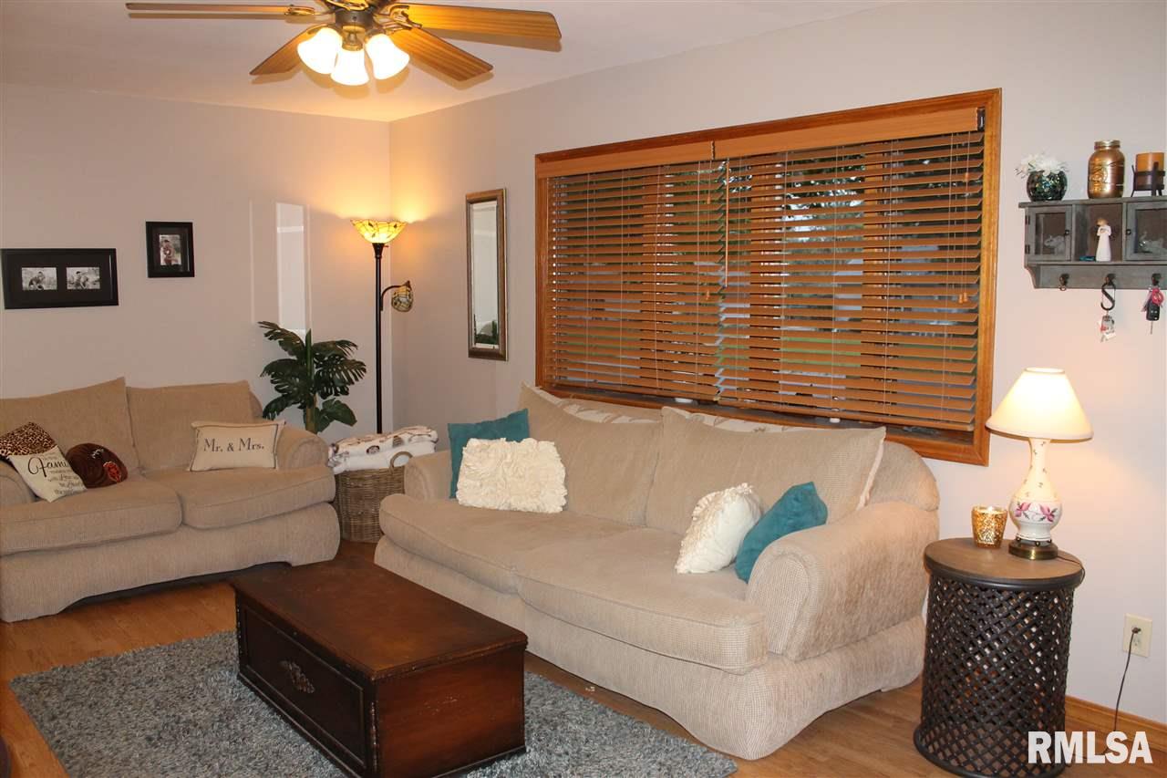 5324 North Ronald Road Peoria, IL 61614 - Photo 6 of 16 Gallery Image 6