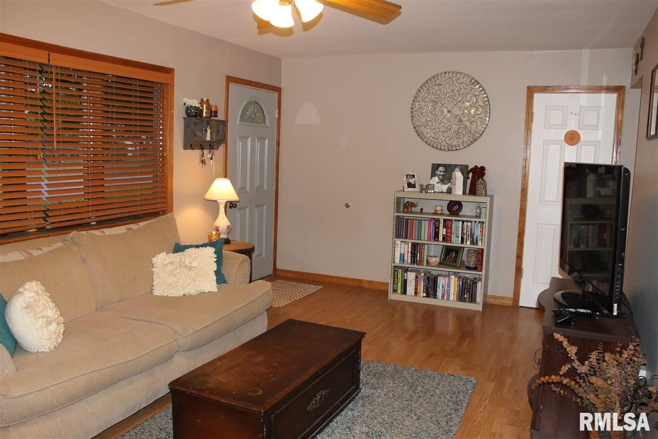 5324 North Ronald Road Peoria, IL 61614 - Photo 7 of 16 Gallery Image 7