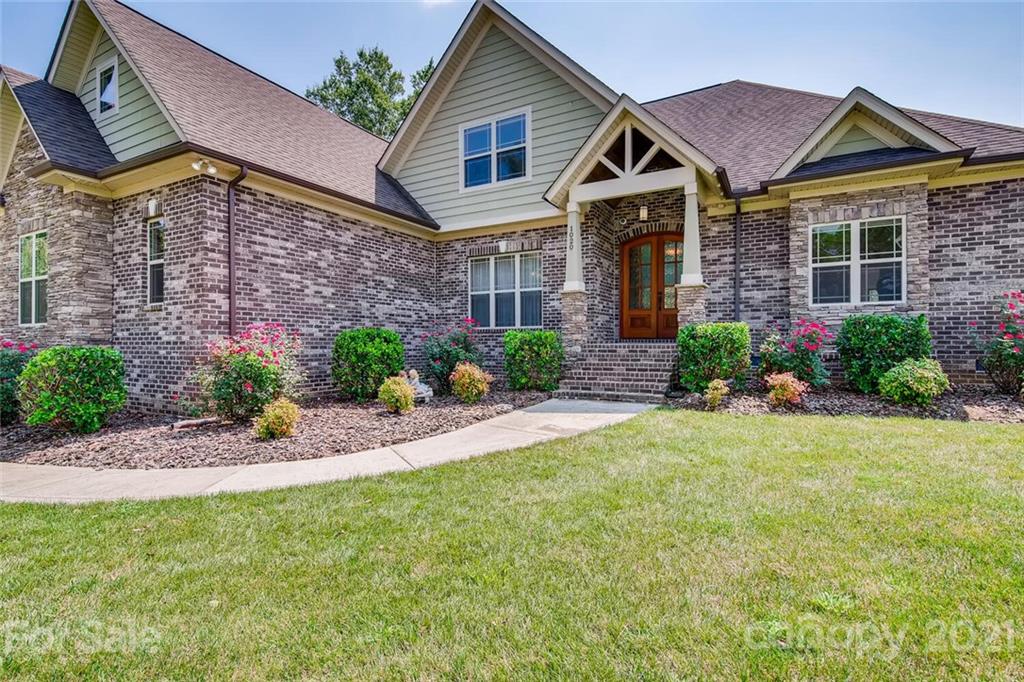 1020 Ridgeview Court Kannapolis, NC 28081 - Photo 3 of 36 Gallery Image 3
