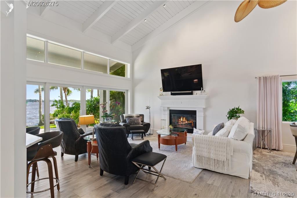 1350 Southwest Dyer Point Road Palm City, FL 34990 - Photo 7 of 26 Gallery Image 7