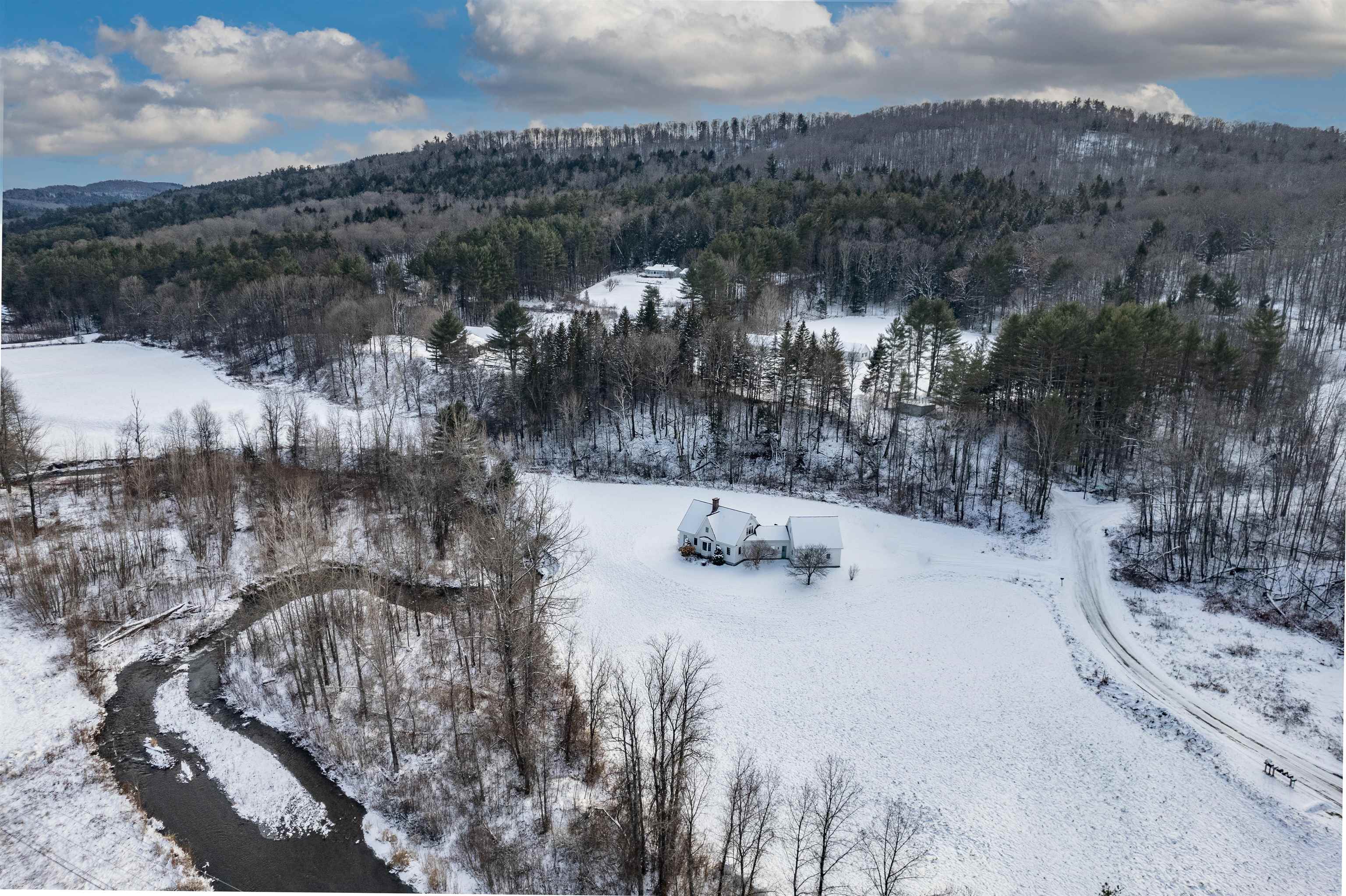 81 Roberts Road Woodstock, VT 05091 - Photo 31 of 38