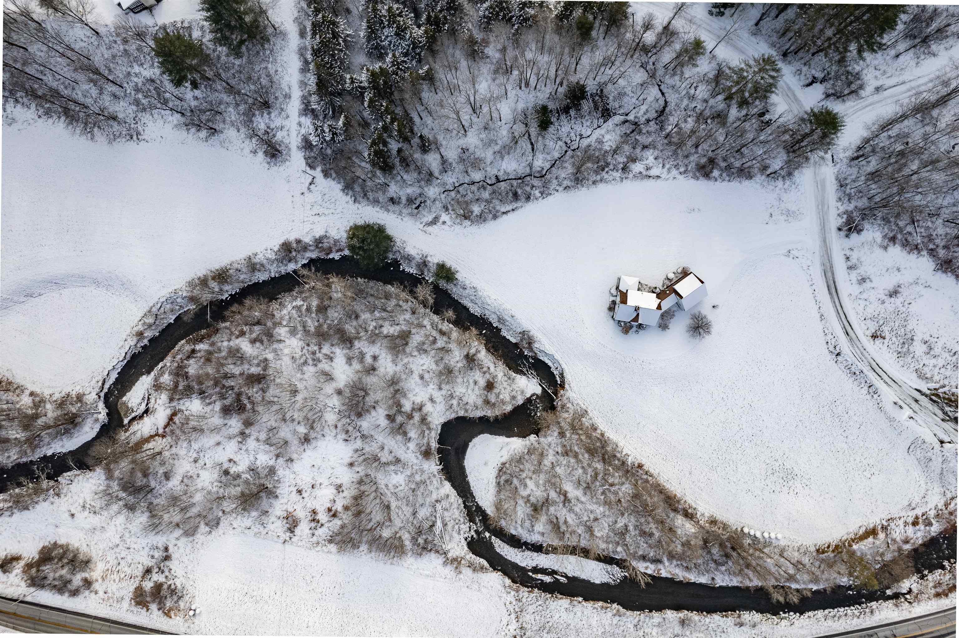 81 Roberts Road Woodstock, VT 05091 - Photo 32 of 38