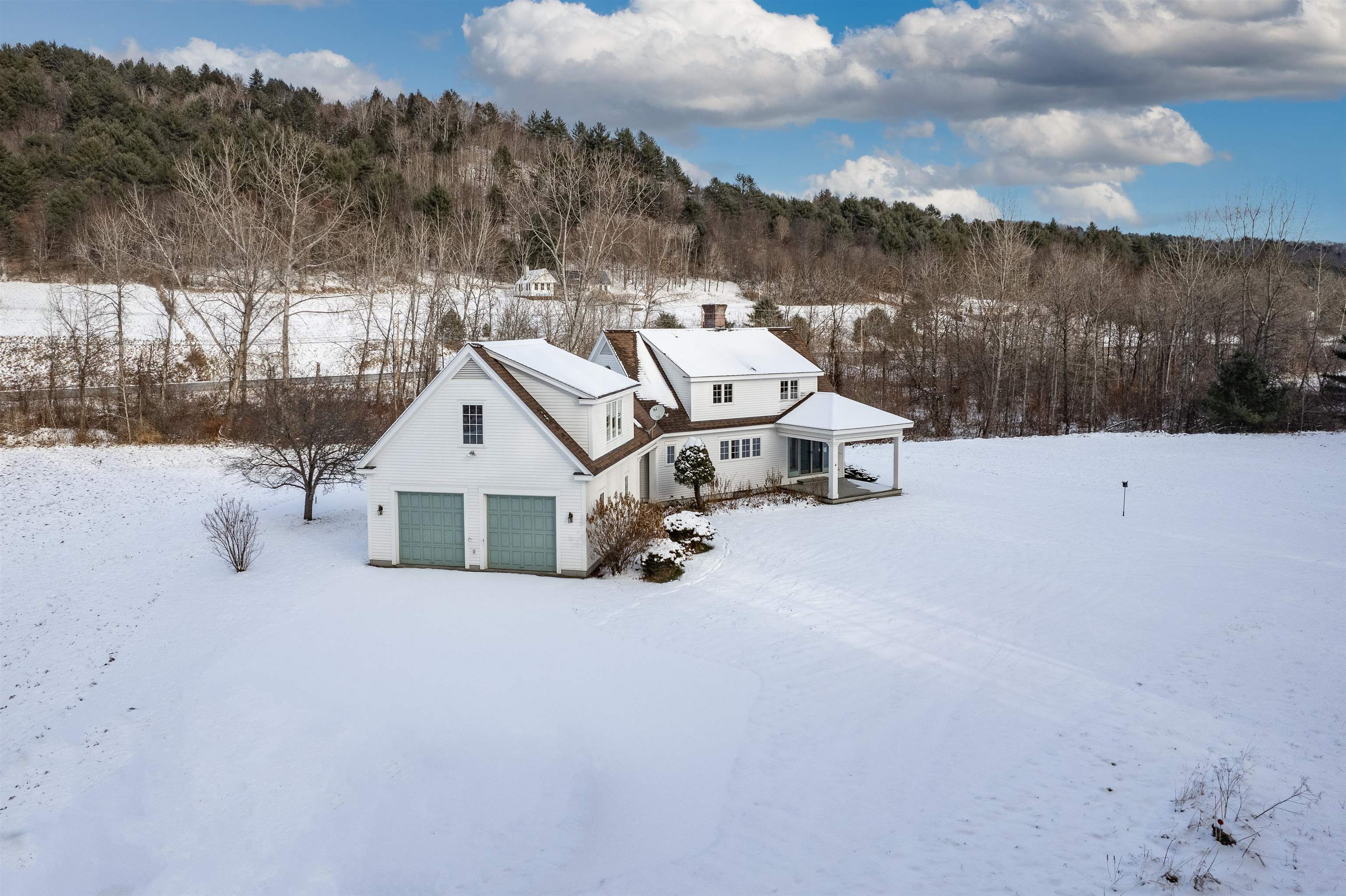 81 Roberts Road Woodstock, VT 05091 - Photo 5 of 38