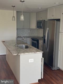 1823 North Shore Court Reston, VA 20190 - Photo 14 of 69