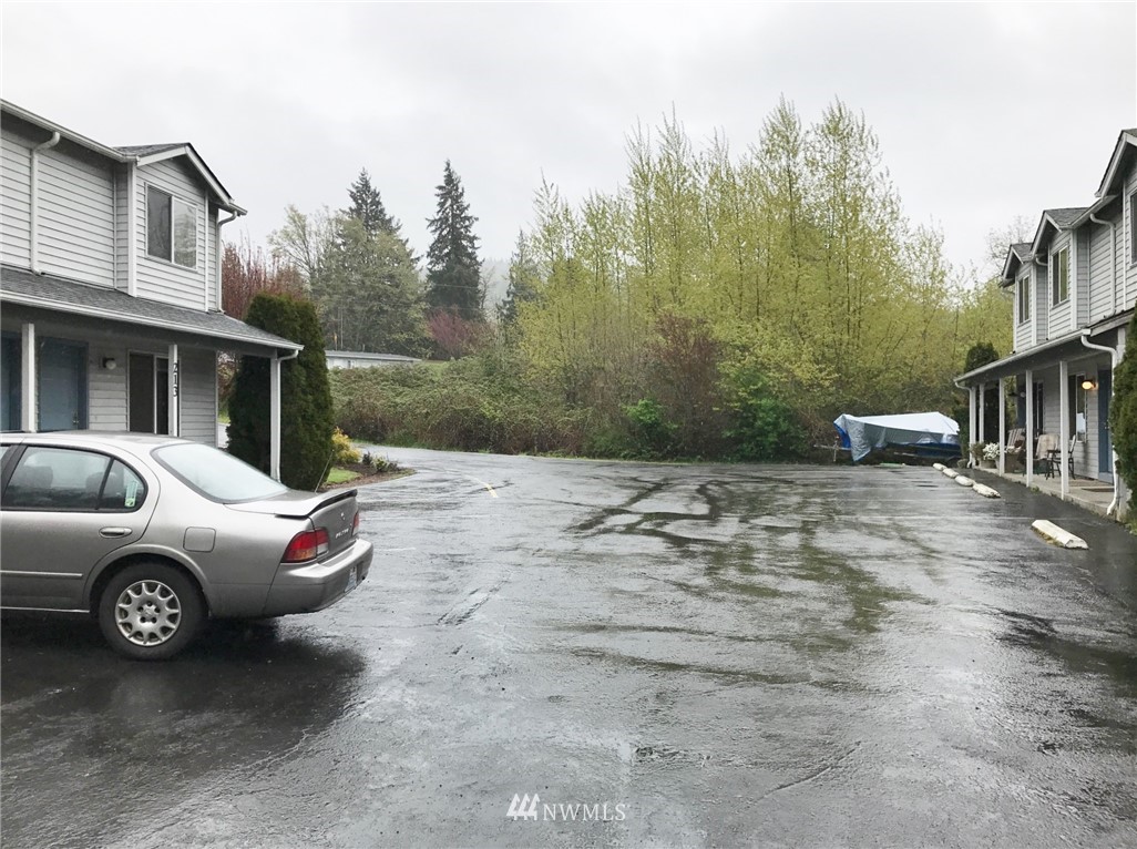 213 Cloverdale Road Kalama, WA 98625 - Photo 5 of 8 Gallery Image 5