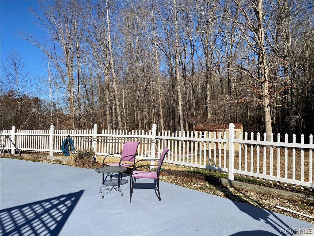 214 Beachcliff Road Blackstone, VA 23824 - Photo 14 of 40 Gallery Image 14
