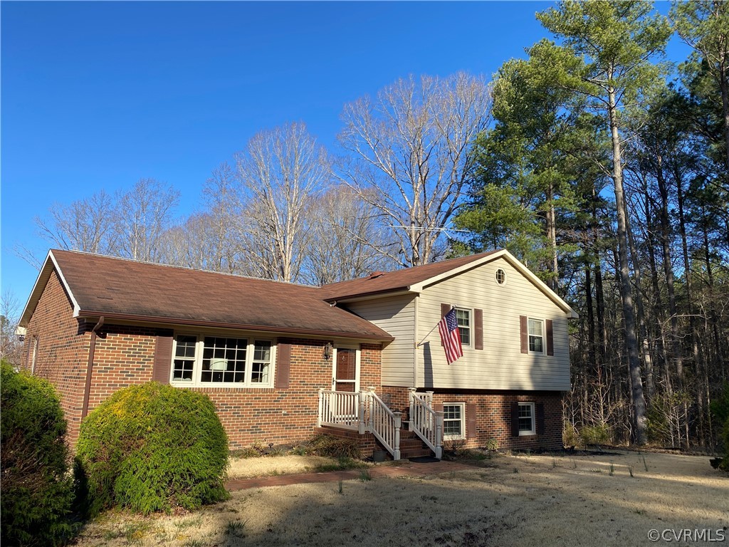 214 Beachcliff Road Blackstone, VA 23824 - Photo 2 of 40 Gallery Image 2