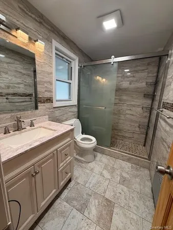 $2,600 | 21 North Grove Street, Unit 2, Valley Stream, NY 11580
