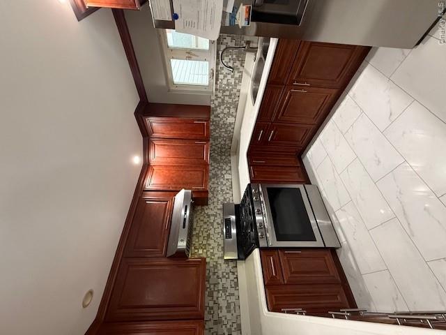 21 North Grove Street, Unit 2 Valley Stream, NY 11580 - Photo 3 of 10