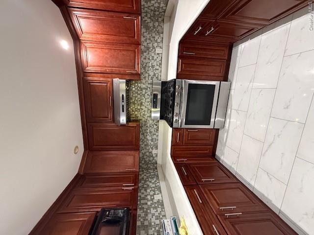 21 North Grove Street, Unit 2 Valley Stream, NY 11580 - Photo 7 of 10
