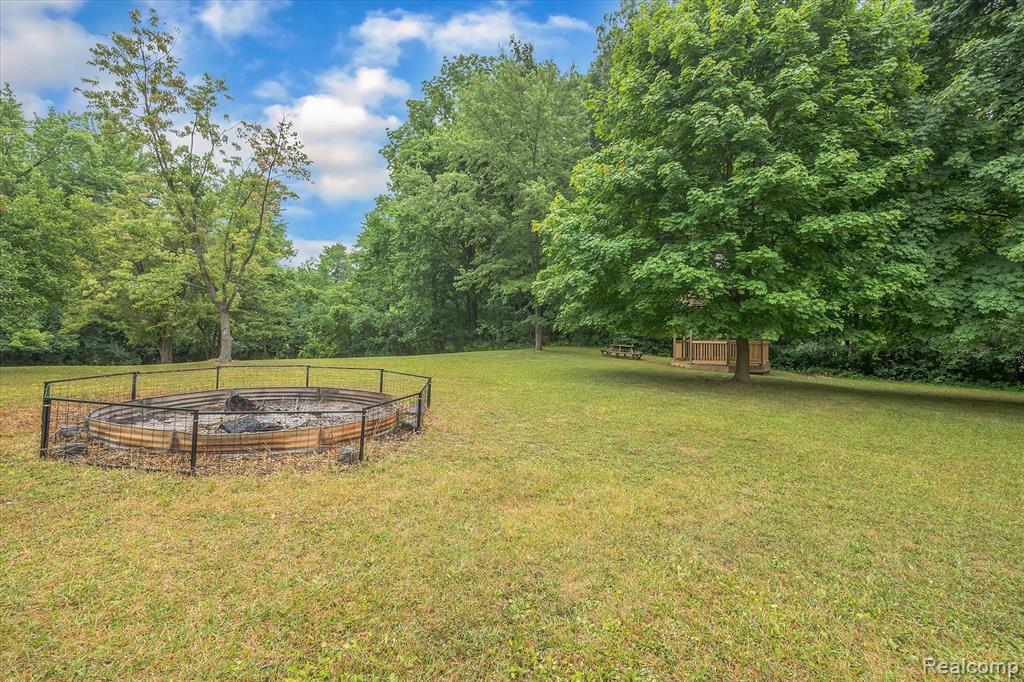 30540 Pear Ridge Farmington Hills, MI 48334 - Photo 45 of 66