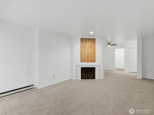 $339,500 | 8835 166th Avenue Northeast, Unit D102, Redmond, WA 98052