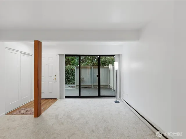 $339,500 | 8835 166th Avenue Northeast, Unit D102, Redmond, WA 98052