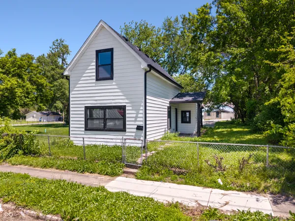 $98,500 | 1512 Locust Street, Anderson, IN 46016