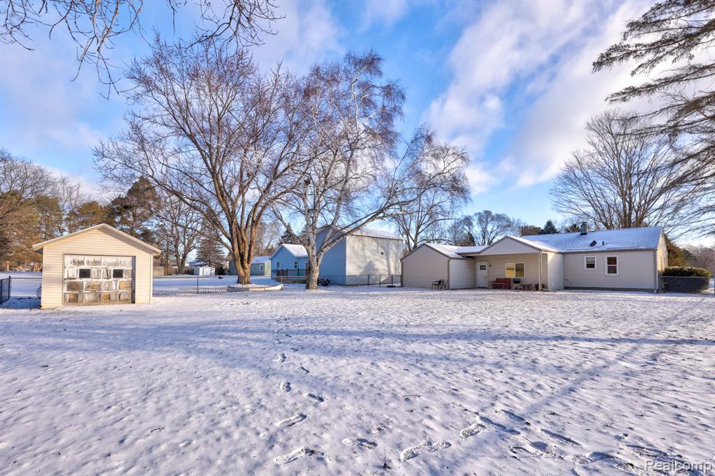 5465 Johnson Road Flushing, MI 48433 - Photo 42 of 52 Gallery Image 42