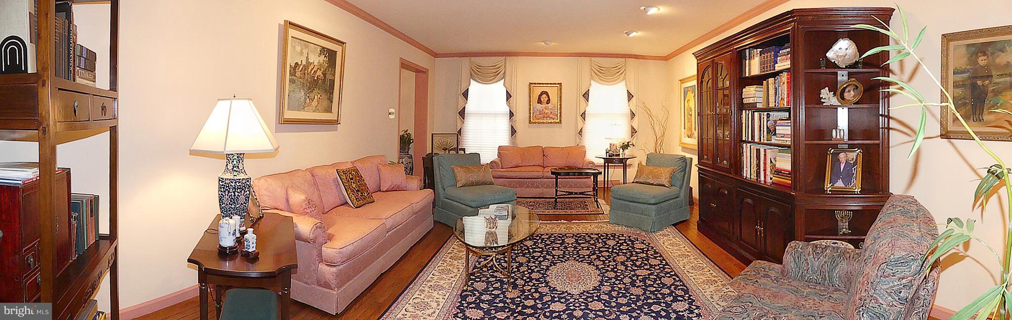 24 Fawn Drive Reading, PA 19607 - Photo 15 of 47 Living Room
