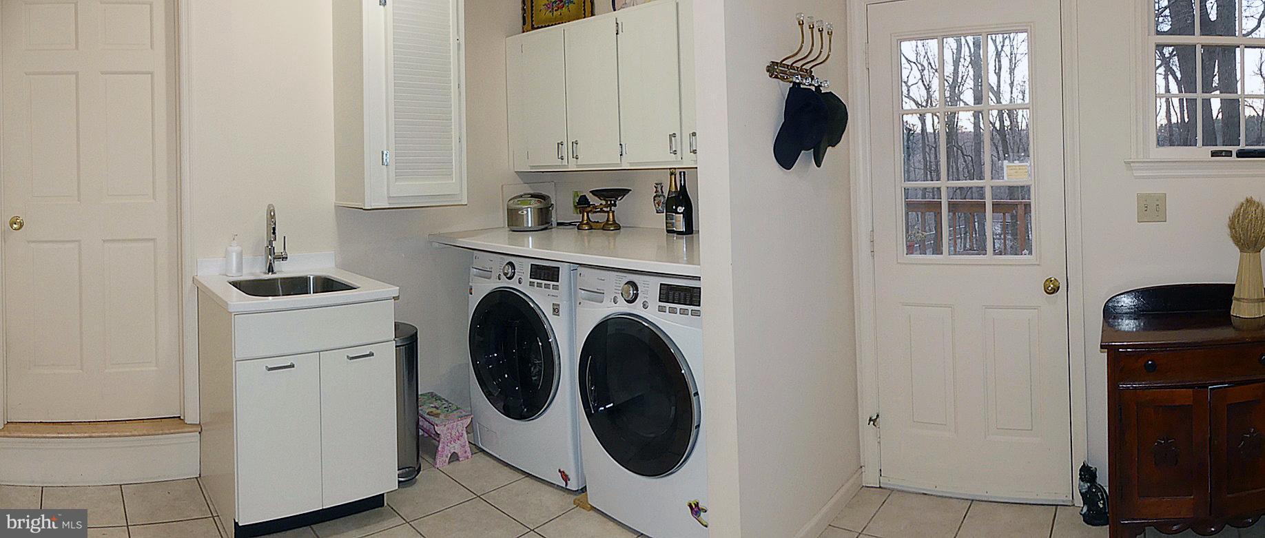 24 Fawn Drive Reading, PA 19607 - Photo 24 of 47 Laundry
