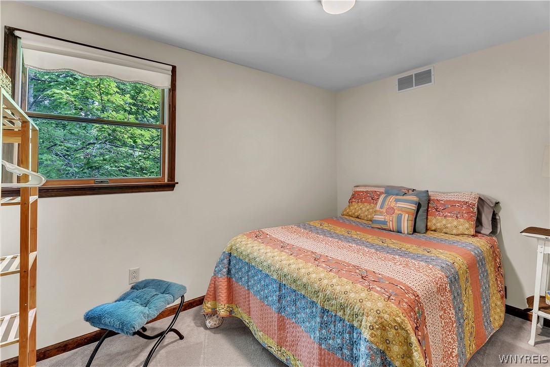 629 Lake Road Porter, NY 14174 - Photo 32 of 49 Guest Bedroom 3