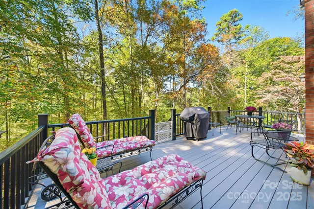 $639,000 | 3875 Deer Run Drive Northeast, Conover, NC 28613