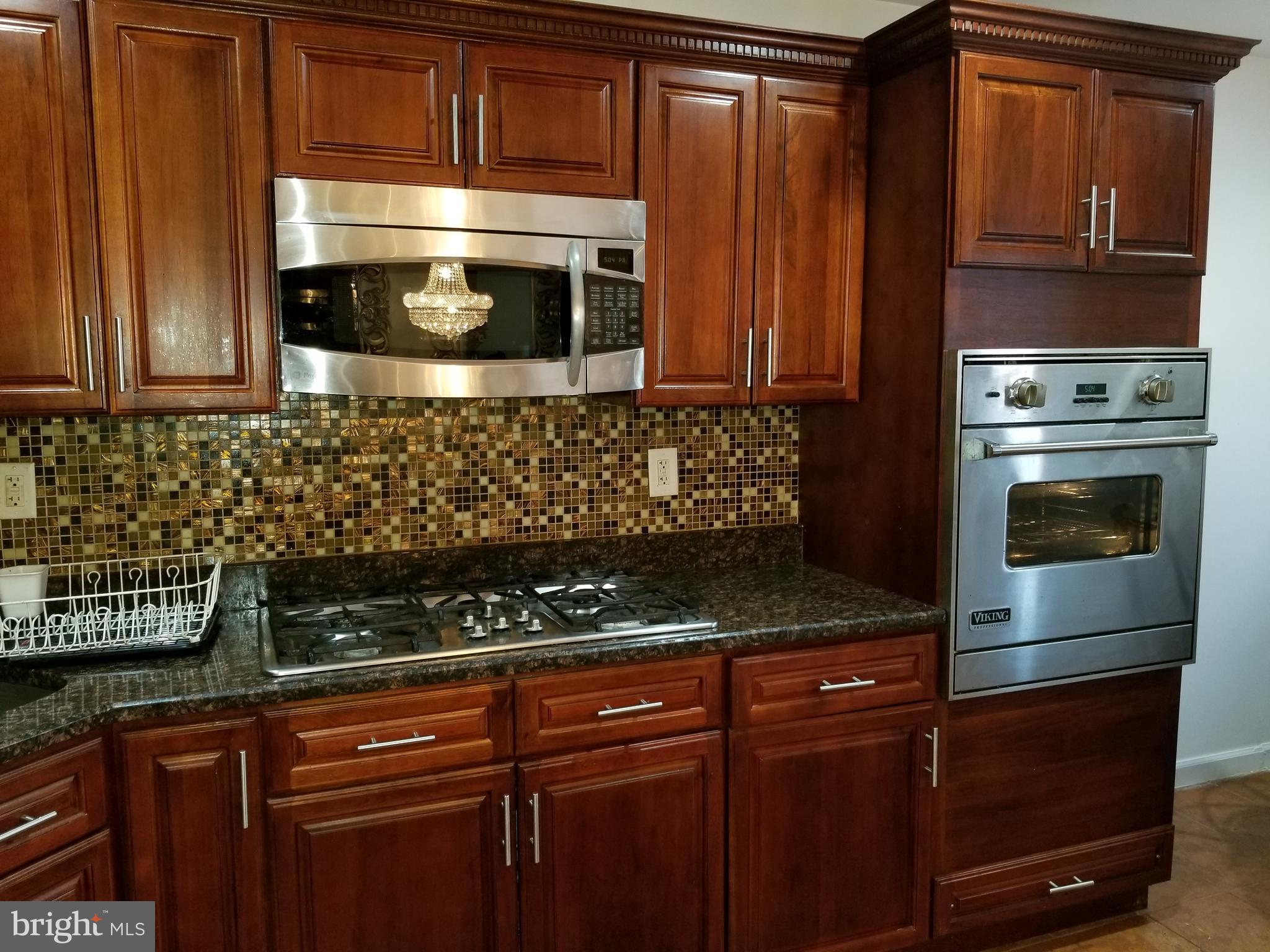 229 East Claremont Road Philadelphia, PA 19120 - Photo 20 of 66 Kitchen
