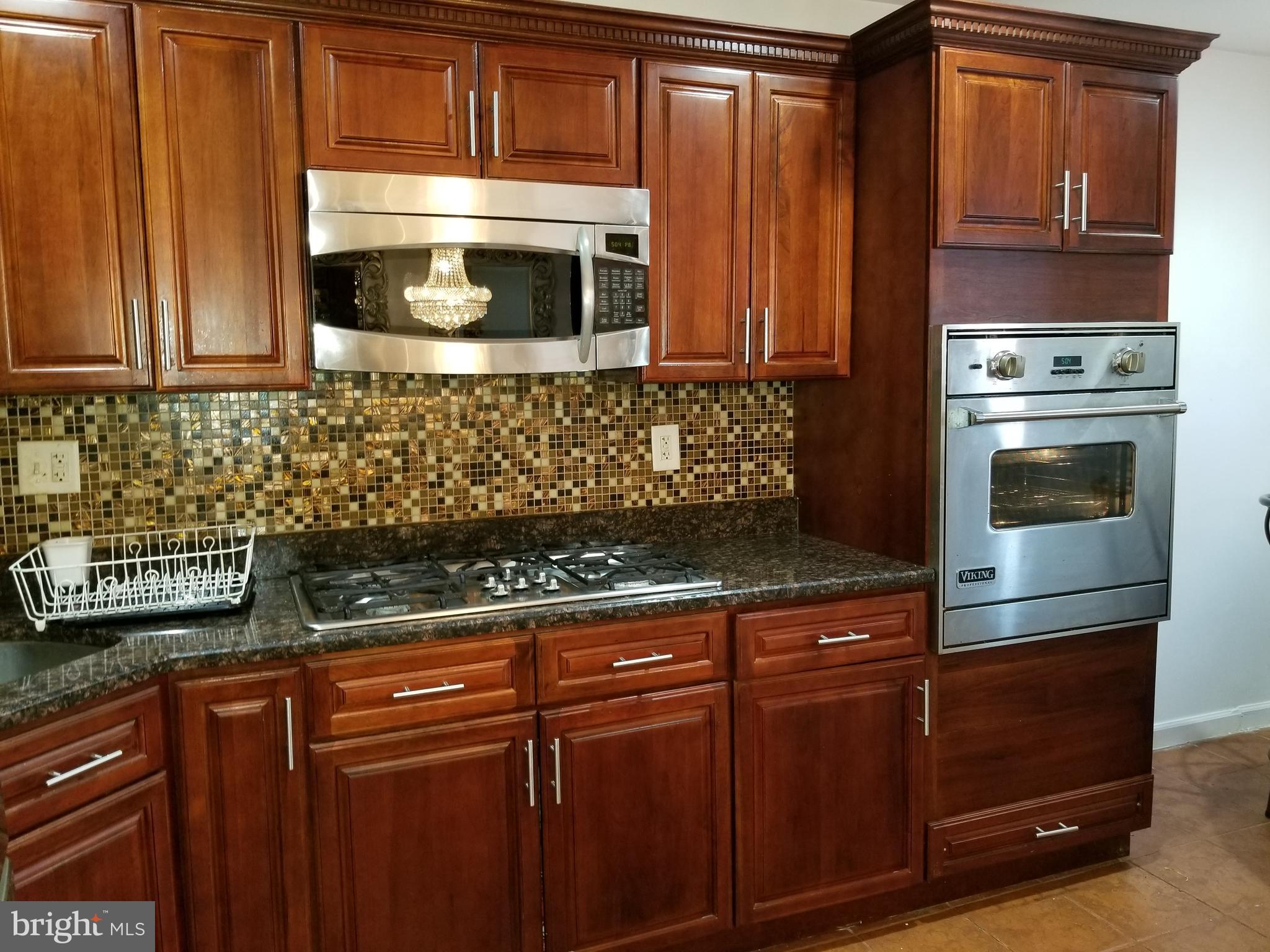 229 East Claremont Road Philadelphia, PA 19120 - Photo 21 of 66 Kitchen