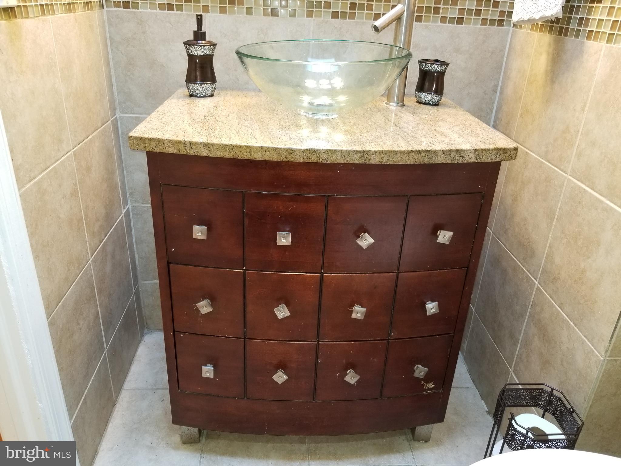 229 East Claremont Road Philadelphia, PA 19120 - Photo 38 of 66 Hall Bathroom