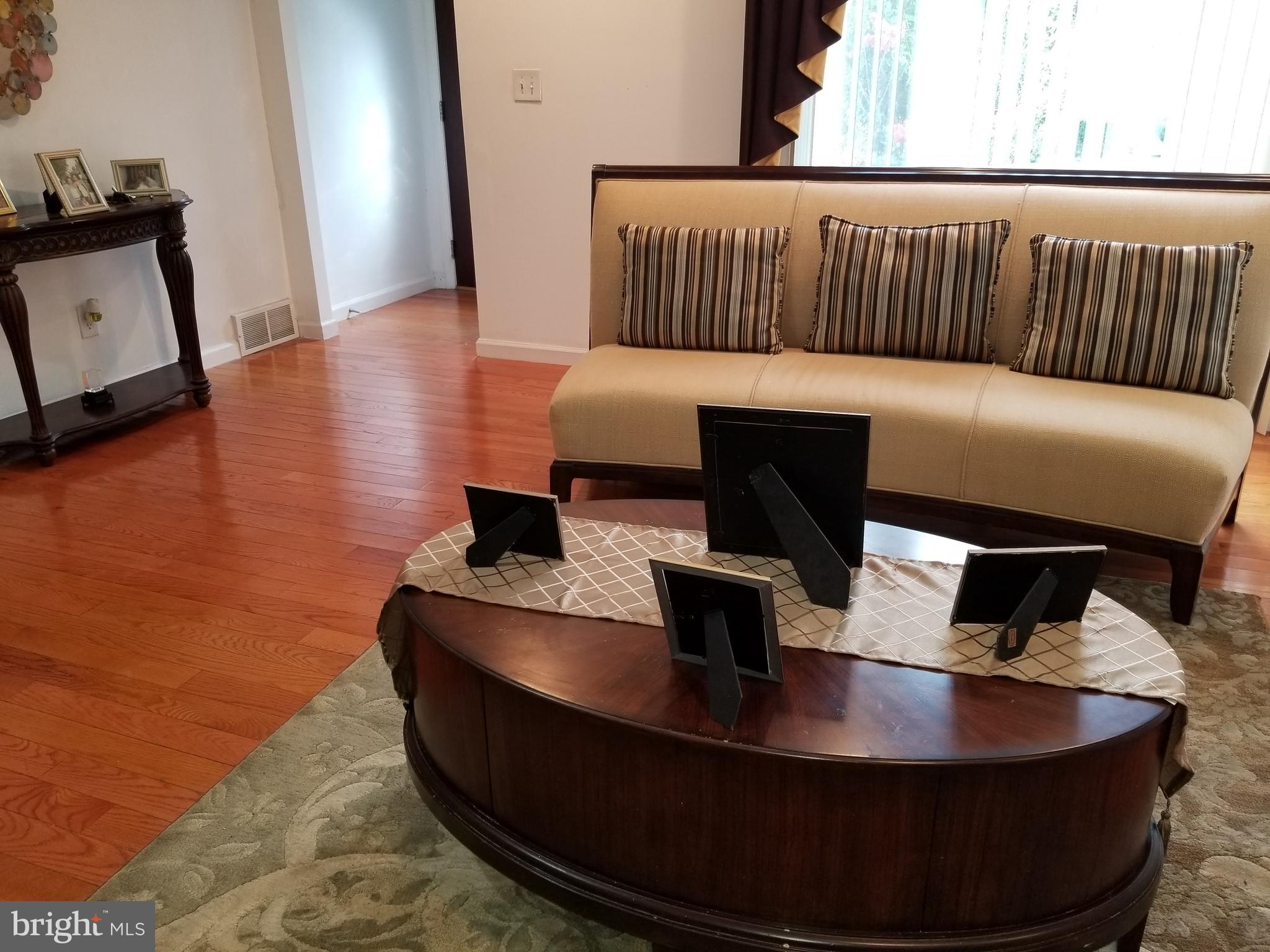 229 East Claremont Road Philadelphia, PA 19120 - Photo 7 of 66 Living Room