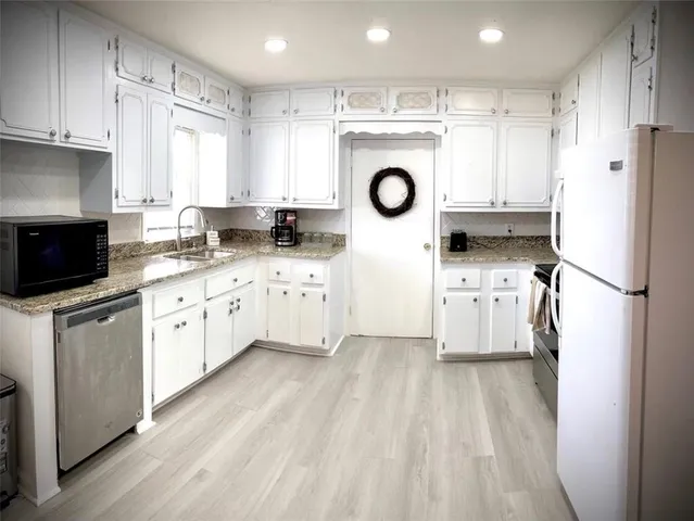 $2,000 | 513 Arnold Mill Road, Woodstock, GA 30188