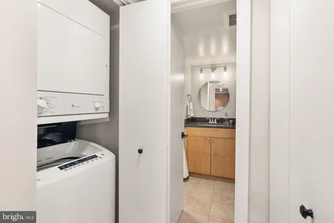 a view of washer and dryer
