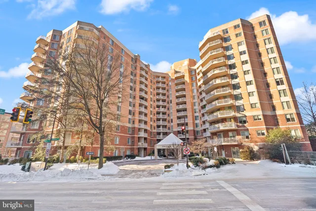 a view of a tall building