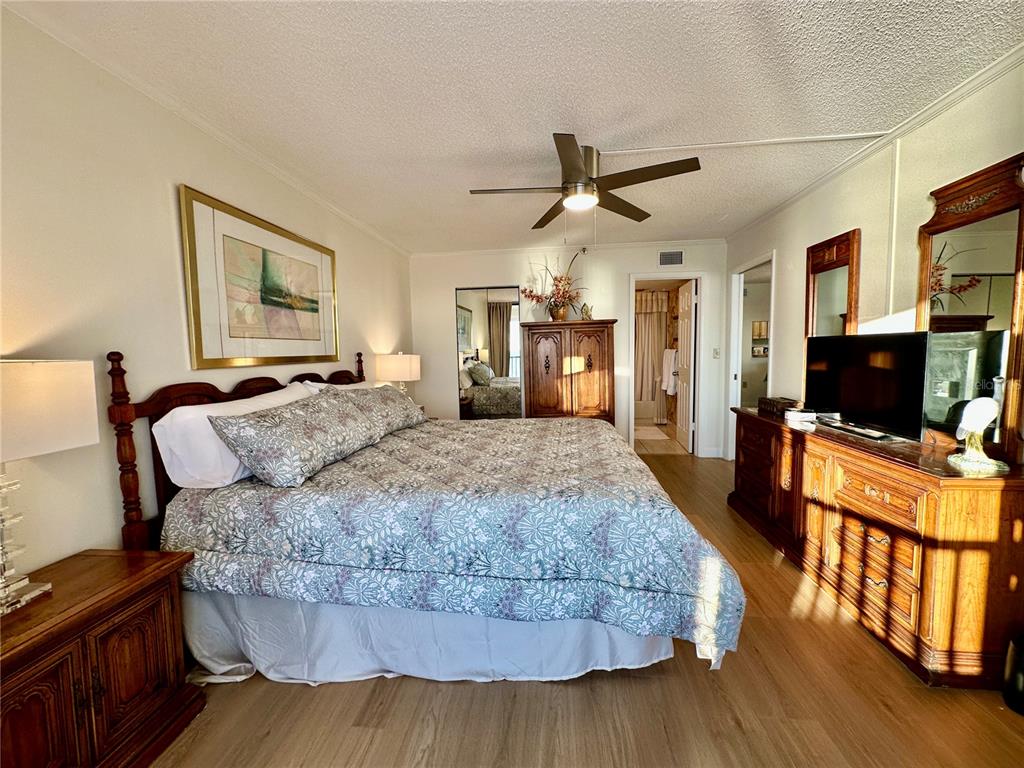 15462 Gulf Boulevard, Unit 501 Madeira Beach, FL 33708 - Photo 12 of 88