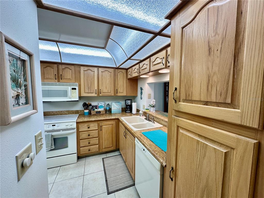 15462 Gulf Boulevard, Unit 501 Madeira Beach, FL 33708 - Photo 50 of 88