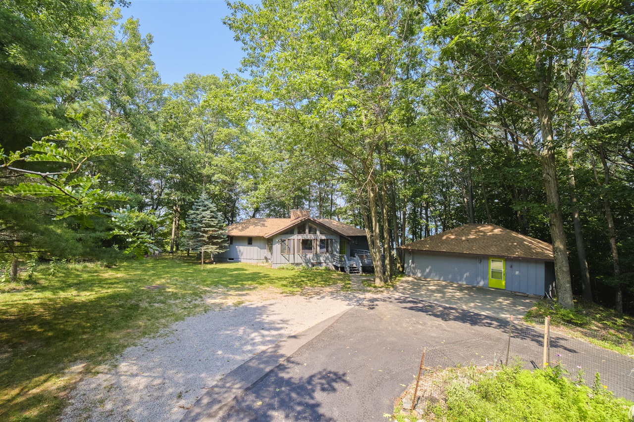 2521 Crescent Beach Road Manistee, MI 49660 - Photo 44 of 72