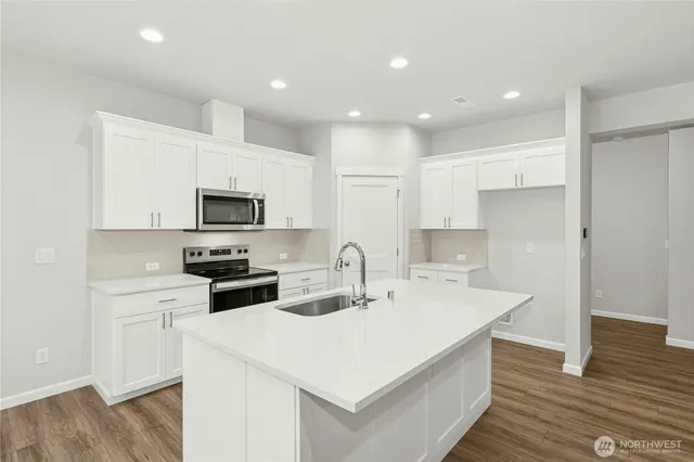 $831,900 | 27113 30th Place South, Unit 23, Kent, WA 98032