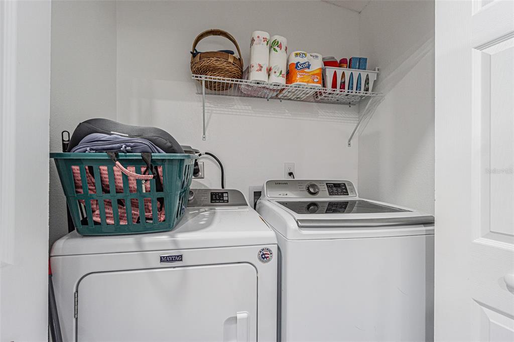 3482 Dow Lane Spring Hill, FL 34609 - Photo 13 of 30 a utility room with dryer and washer