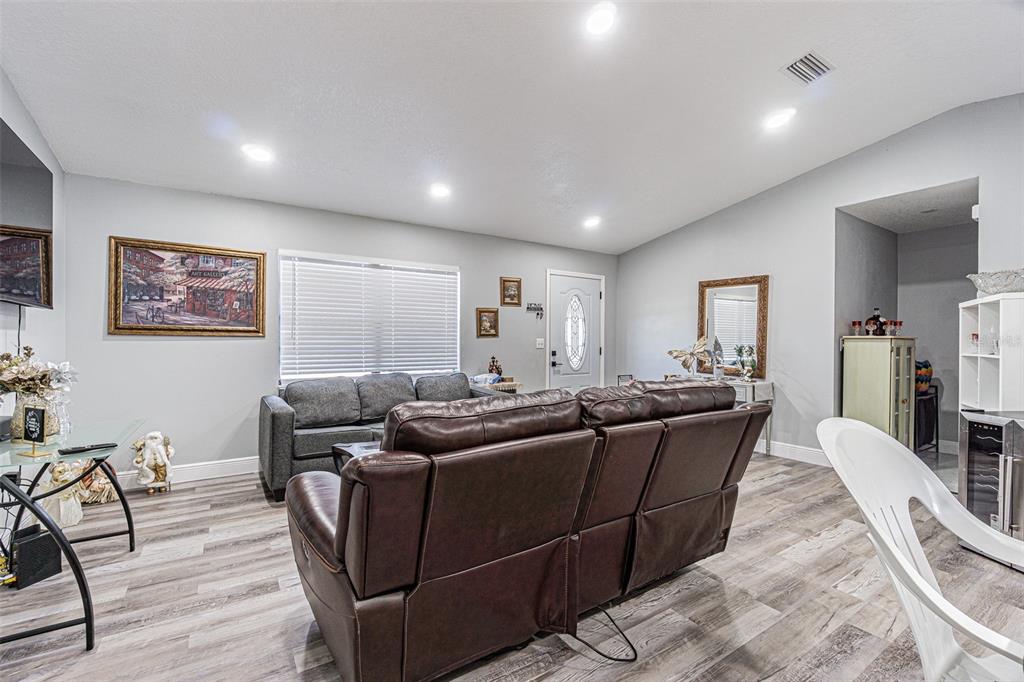 3482 Dow Lane Spring Hill, FL 34609 - Photo 15 of 30 a living room with furniture