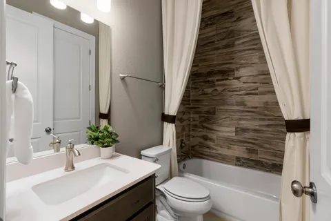 $690,000 | 110 Topaz Circle, Dripping Springs, TX 78620