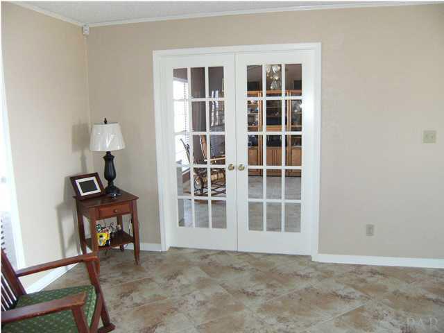 5366 Chestnut Road Molino, FL 32577 - Photo 15 of 17 Gallery Image 15