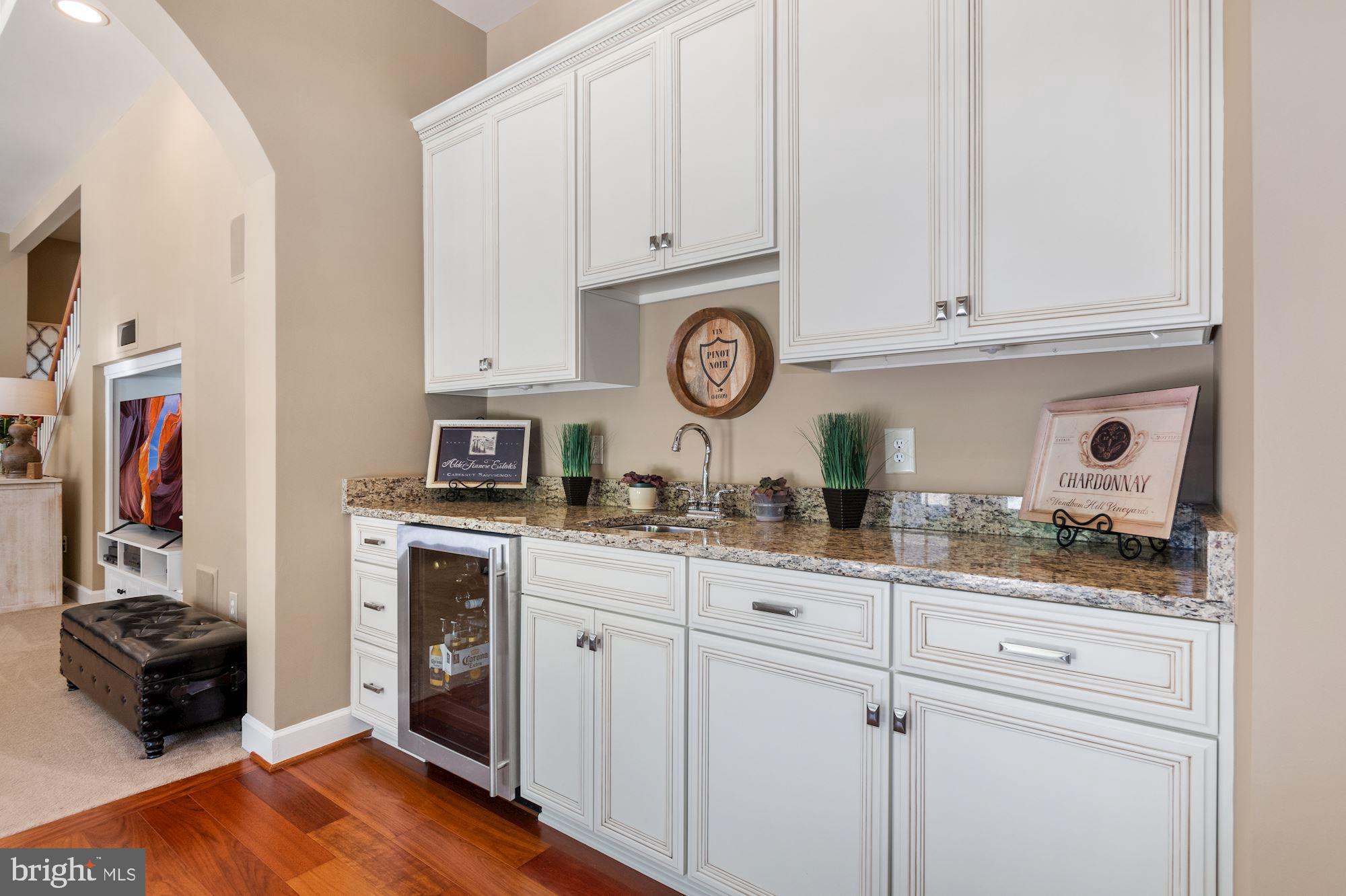 1500 Sandy Glenn Place Sandy Spring, MD 20860 - Photo 18 of 84 Wet Bar Main Level