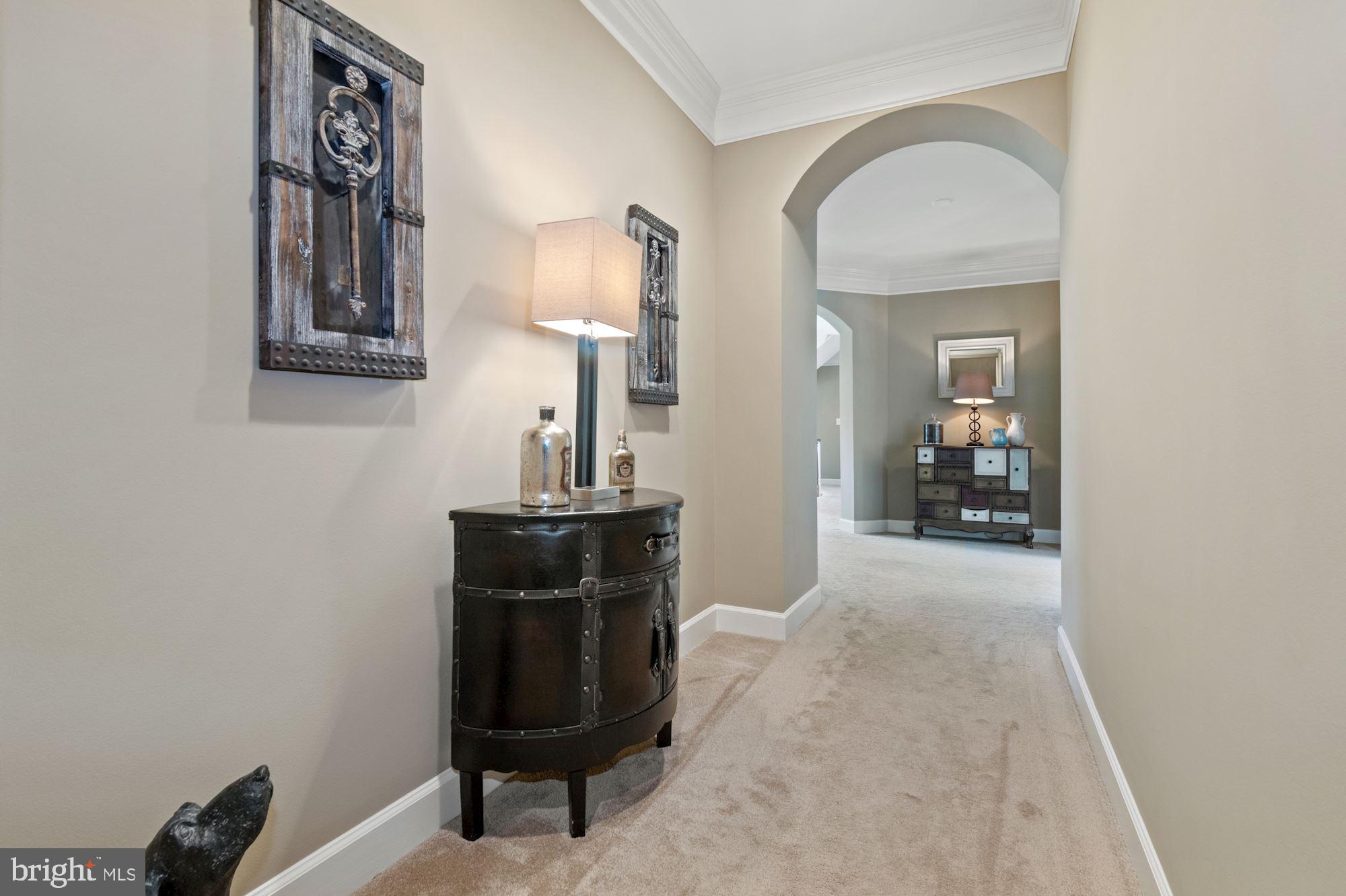 1500 Sandy Glenn Place Sandy Spring, MD 20860 - Photo 37 of 84 Second level hallway