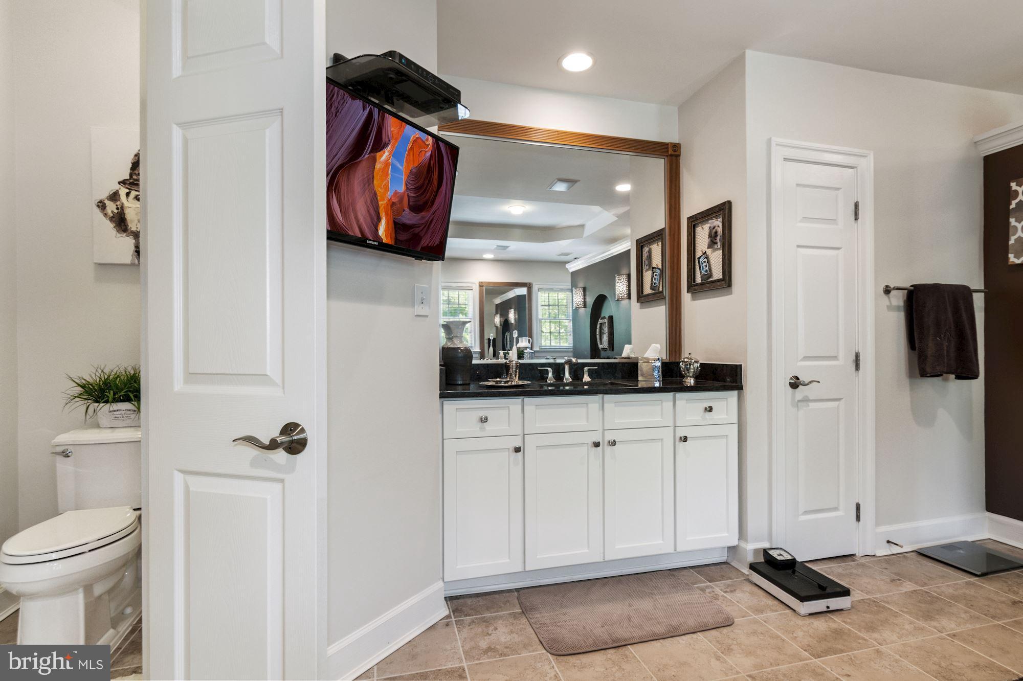 1500 Sandy Glenn Place Sandy Spring, MD 20860 - Photo 44 of 84 Owners Bath